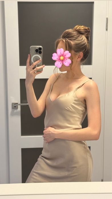 Сукня з накидкою із органзи