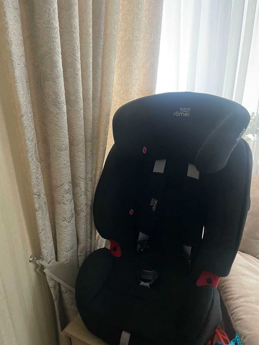 Автокрісло Britax-Romer Evolvafix