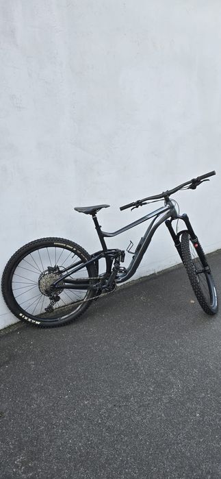 Rower górski Full Enduro DH MTB Giant Reign 2 z 2024 roku