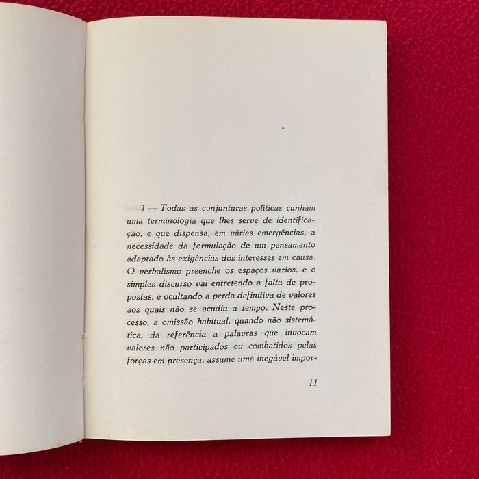 O novíssimo Príncipe – Análise da Revolução Autor: Adriano Moreira