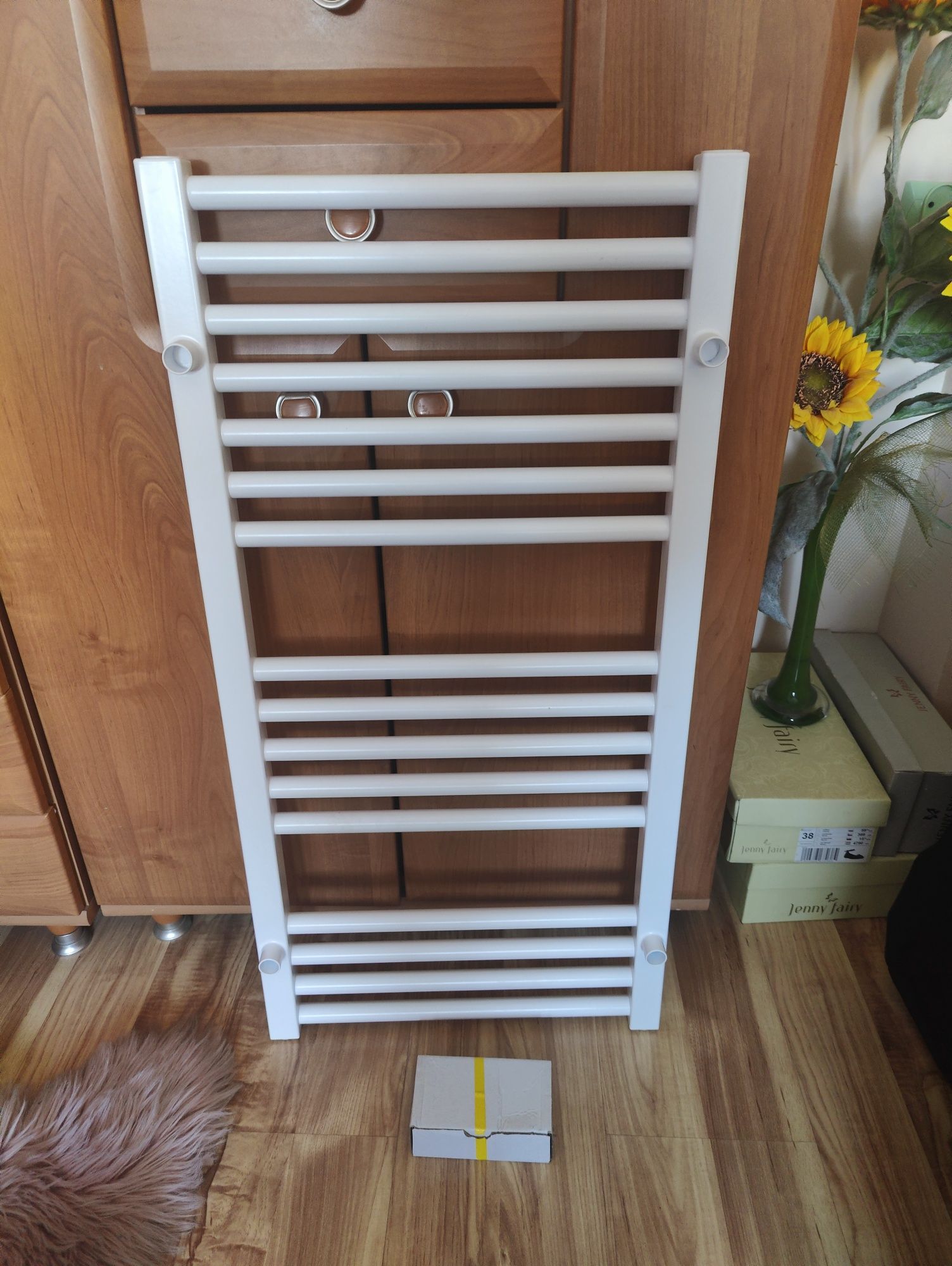 Kaloryfer Evelina na tulejkach 350W
