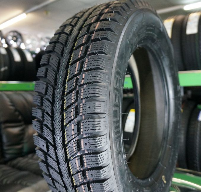 Зима Estrada Samurai 175/70 R13 82T (под шип),усі розміри!!!
