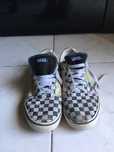 tênis Vans, mt giros, com algum desgaste