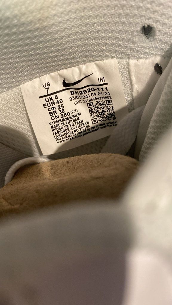Nike Air Force 1 white
