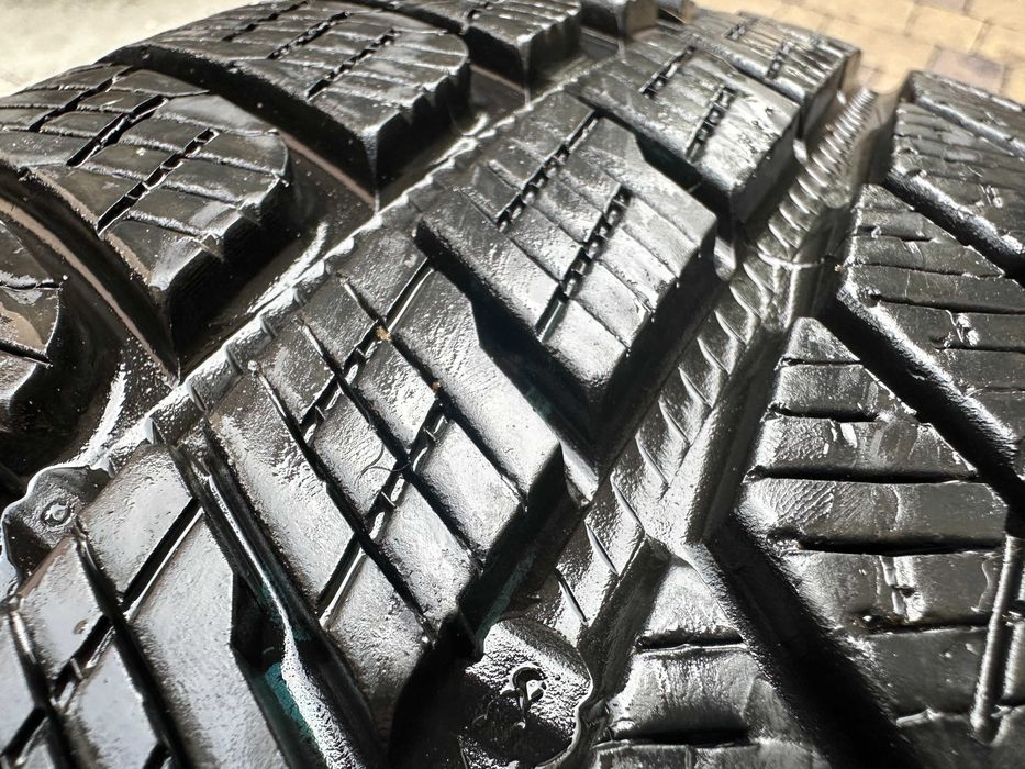 295-40 R20 106V Pirelli Scorpion Winter NO розпаровка 1шт