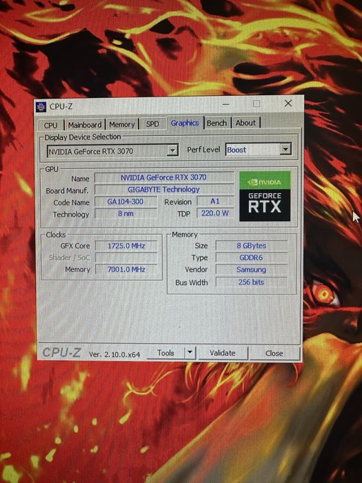 Zestaw gamingowy na sprzedaż – PC, monitor, klawiatura, słuchawki