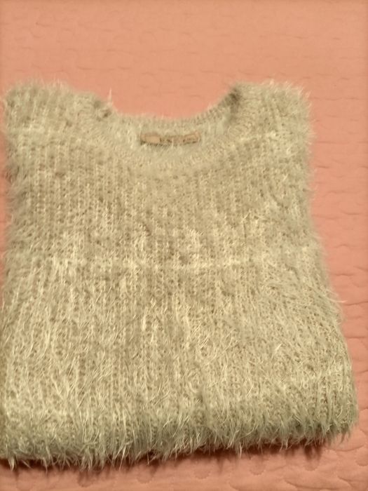 Camisola cinzenta E&D