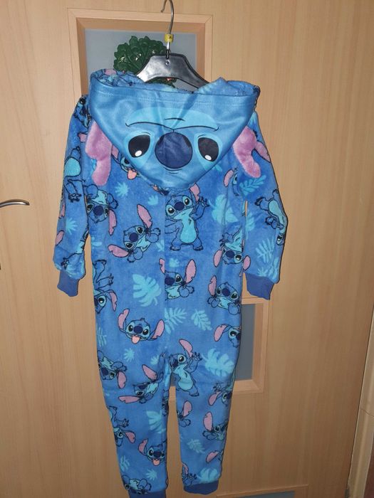 Kombinezon pizama onesi dla chlopca sticz