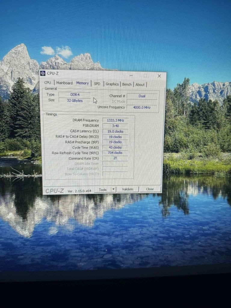 Komputer stacjonarny Intel i5-9600K/RTX  3060/32GB/3600 Mhz/1,5 TB