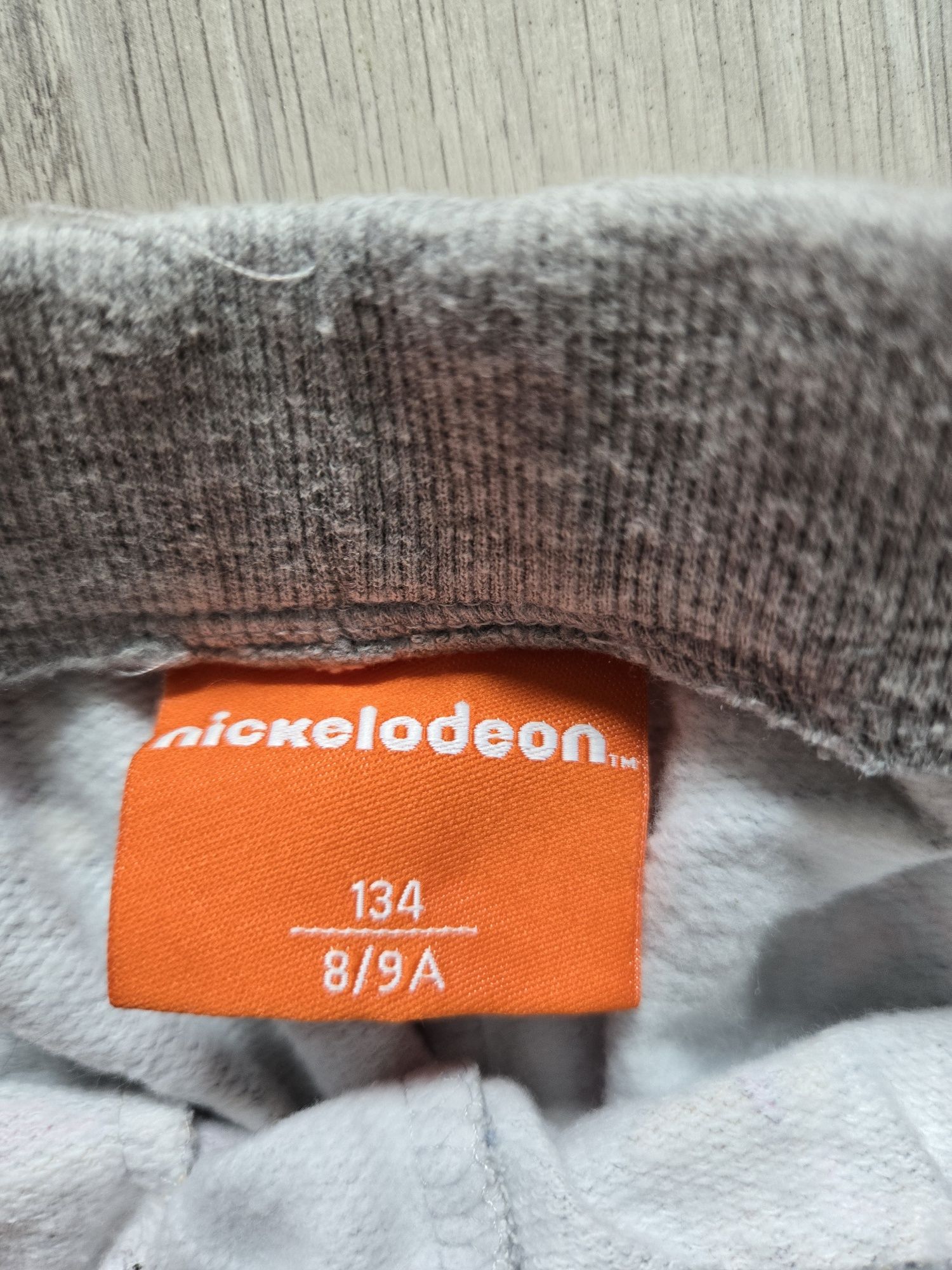 Spodnie dresowe nickelodeon 134 cm