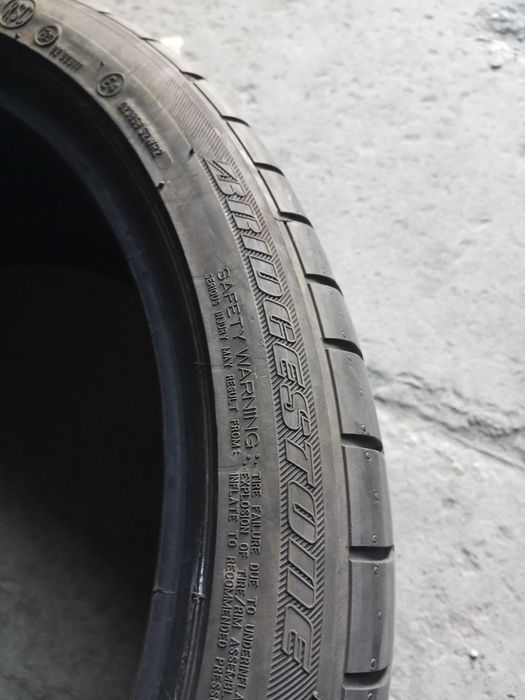 255.35.19 Bridgestone 4шт літо шини гума склад Харків Шиномантаж з Євр
