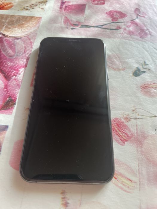 Продам Iphone 11 pro 64