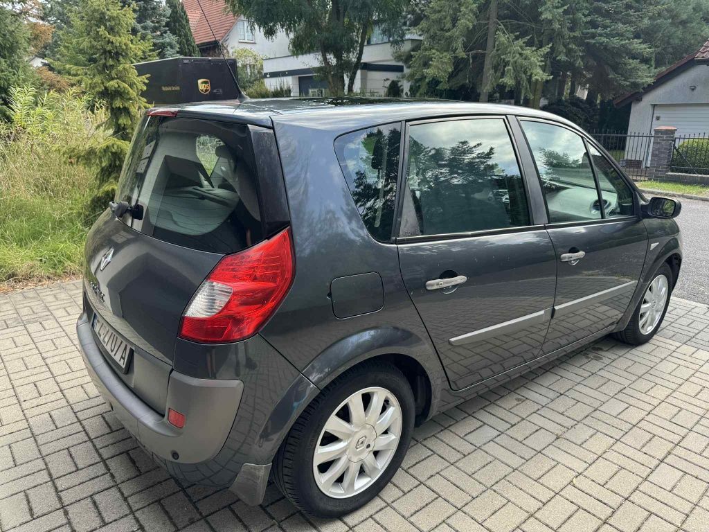 Renault Megane Scenik 2 1.6 diesel
Renault Megane 
Na sprzedaż