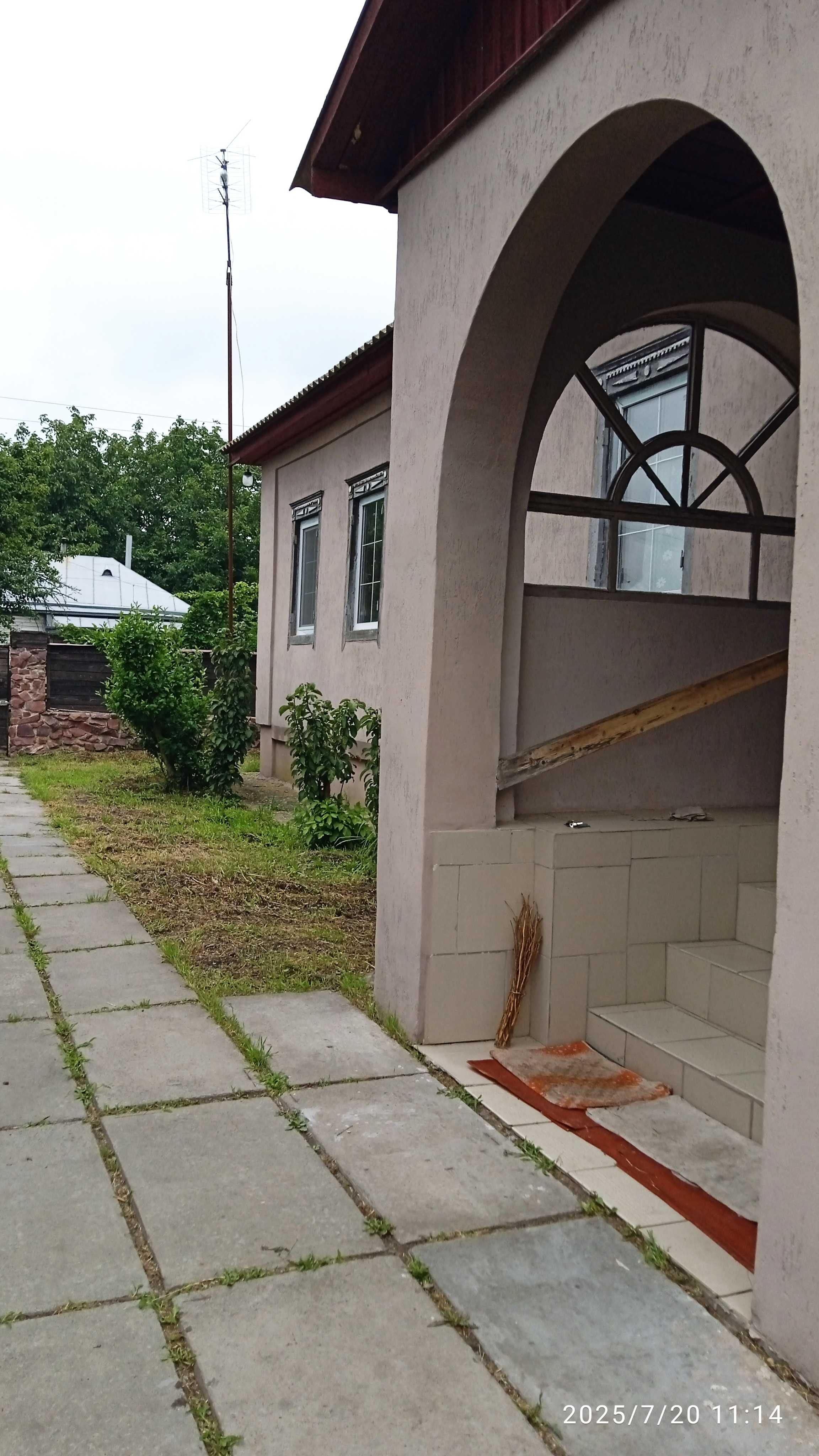 СРОЧНО продам БЕЗ комиссии  дом - 95 км от КИЕВА