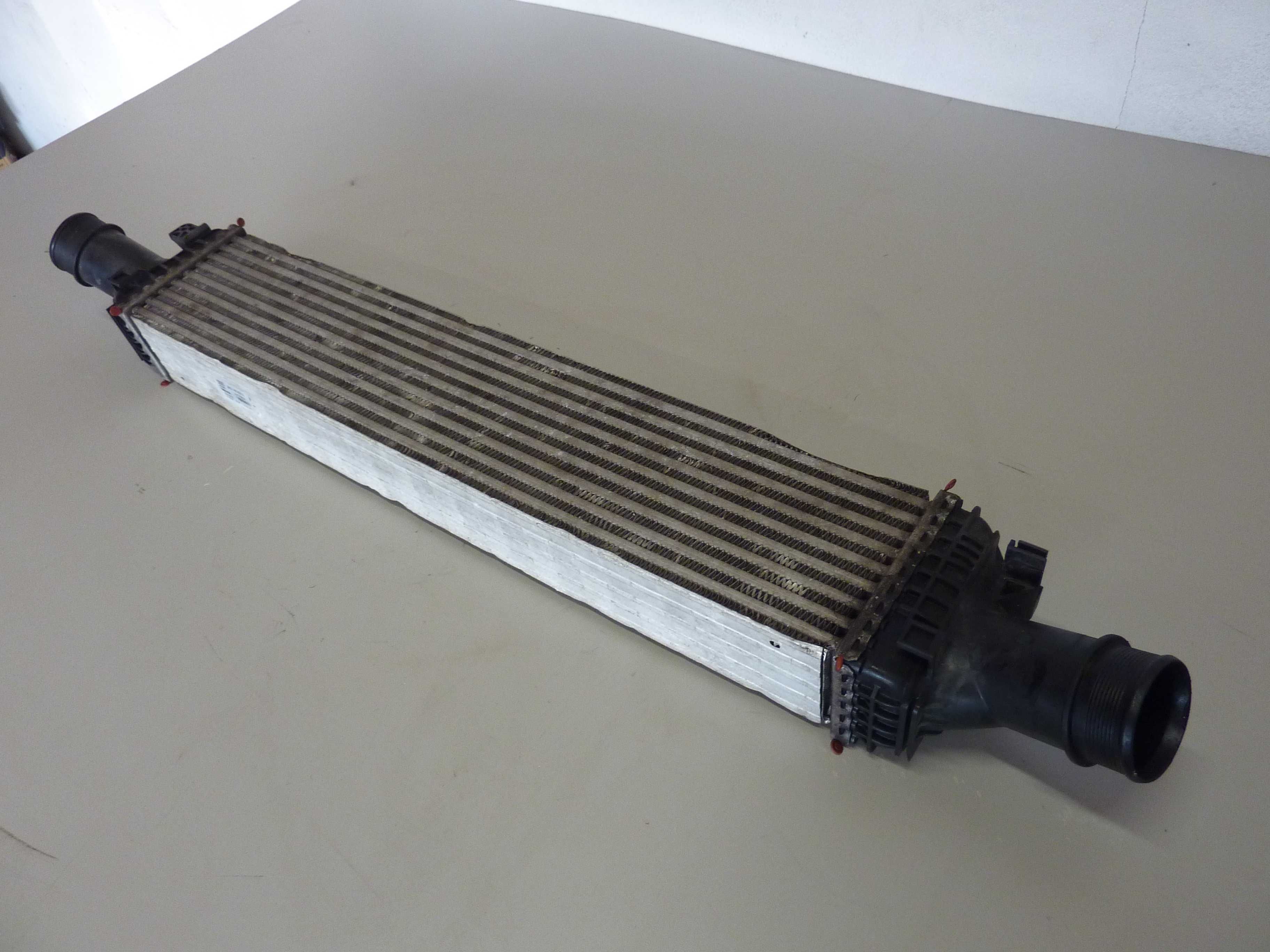 AUDI A4 B8 A5 8T 2,7 3,0 TDI intercooler chłodnica powietr 8K0.145805E