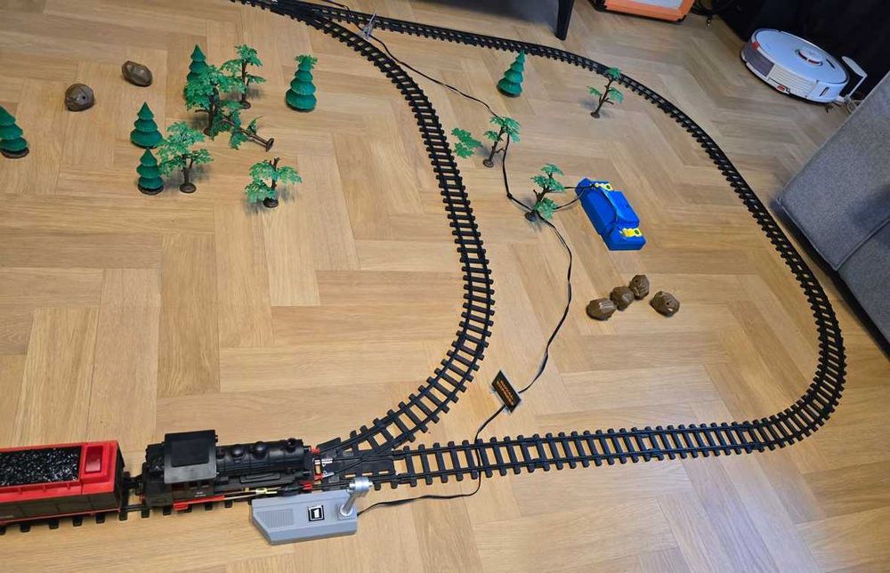 kolejka z wagonami - zabawka