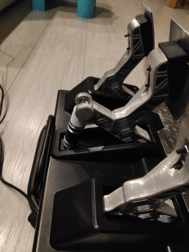 PLAYSEAT, Thrumaster T-GT 2, T-LCM, Zestaw.