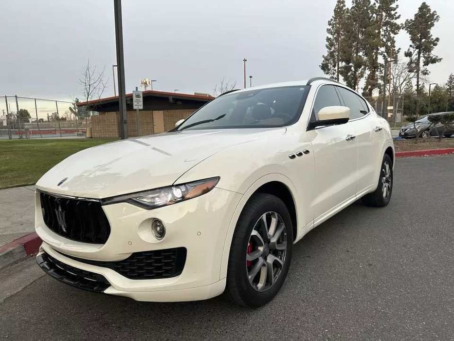 2017 Maserati Levante Sport