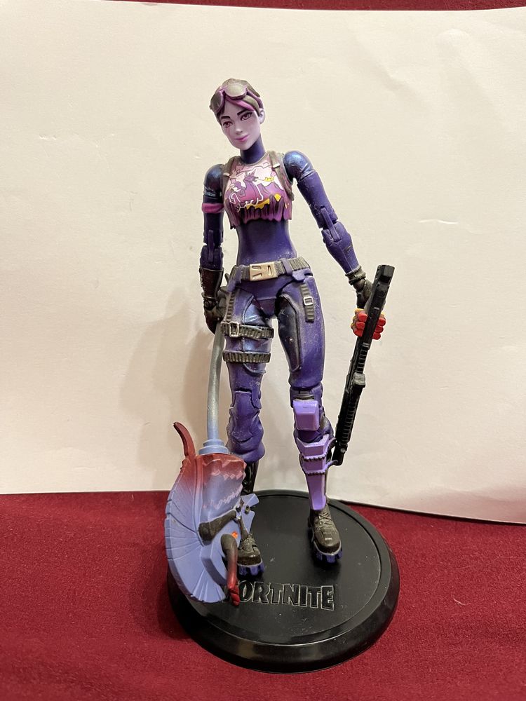 Фігурки Fortnite, McFarlane