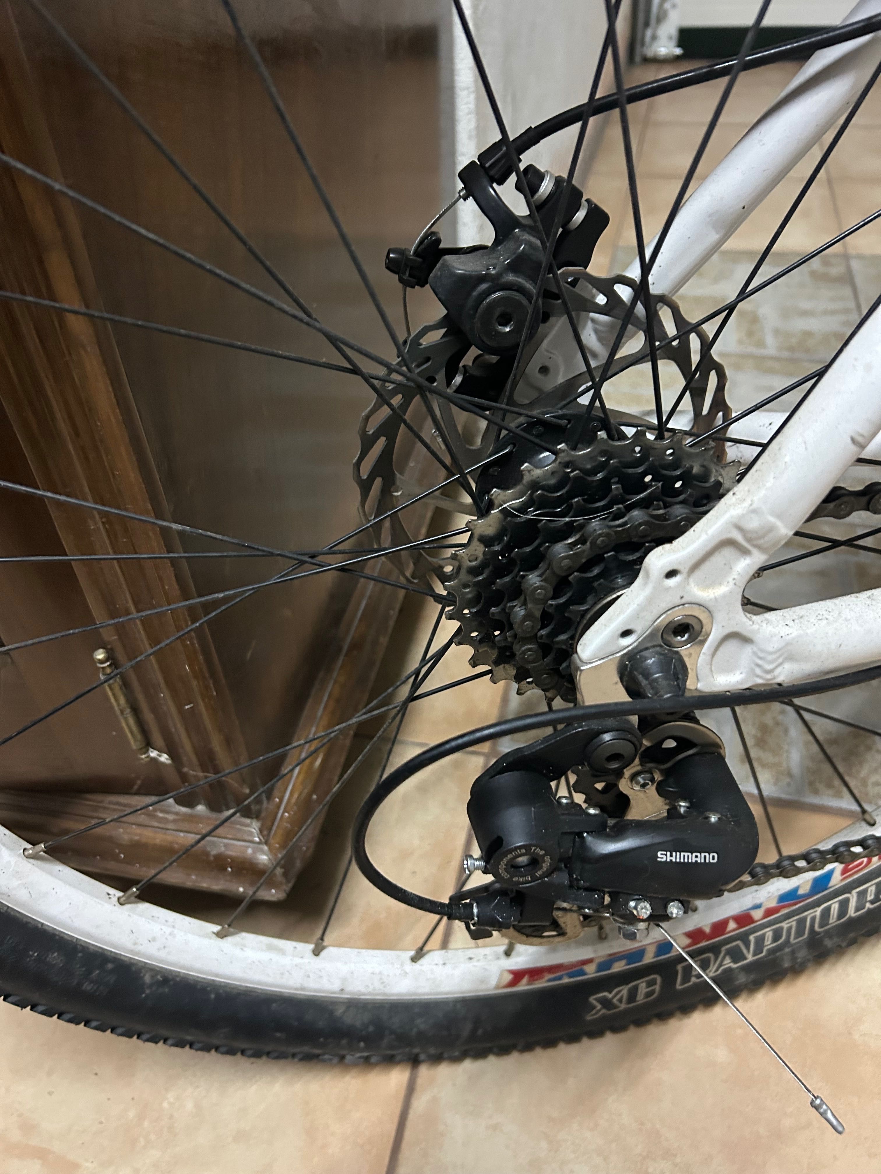 Vendo bicicleta berg todo terreno