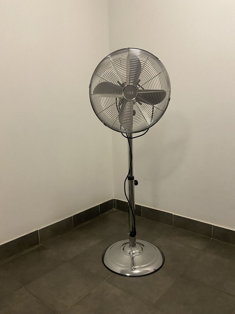 Wentylator AEG jak nowy