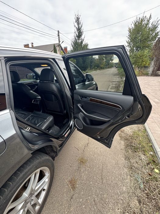 Audi q5 s-line 2015 рік