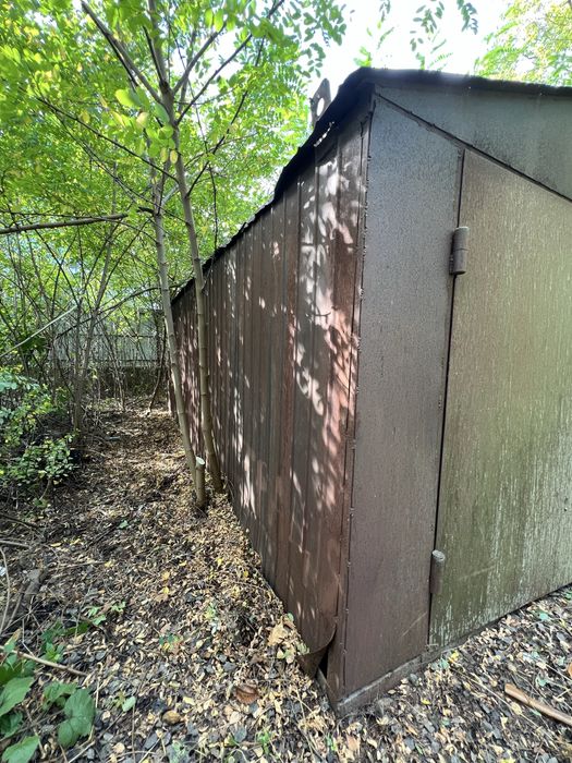 Продам металевий гараж в м.Бровари (Київ обл)