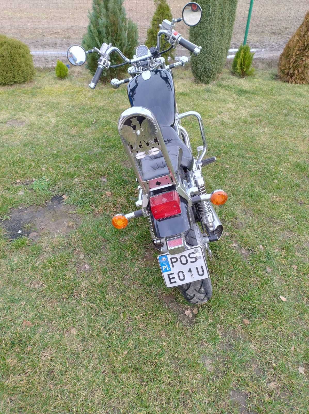 Suzuki Intruder vs600 A2
