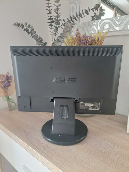Monitor asus em bom estado