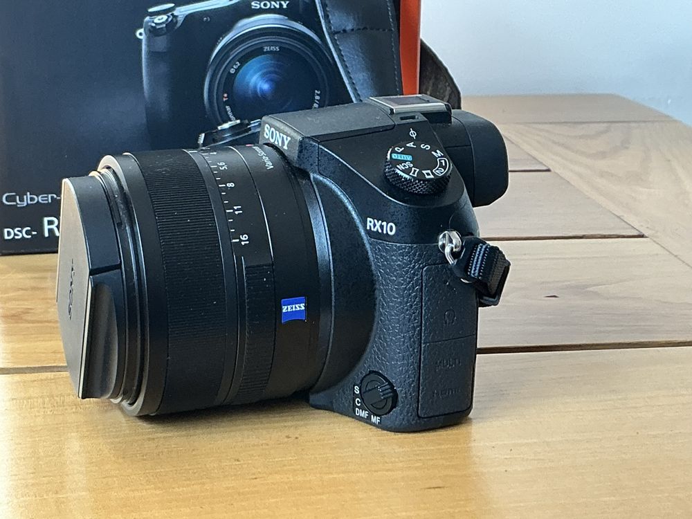 Sony RX10 Aparat foto. Stan idealny