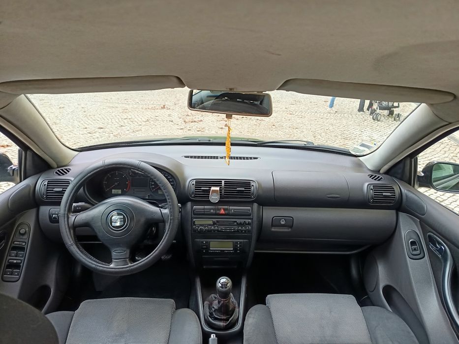 SEAT Toledo 1.9 TDi 110cv 2002 nacional