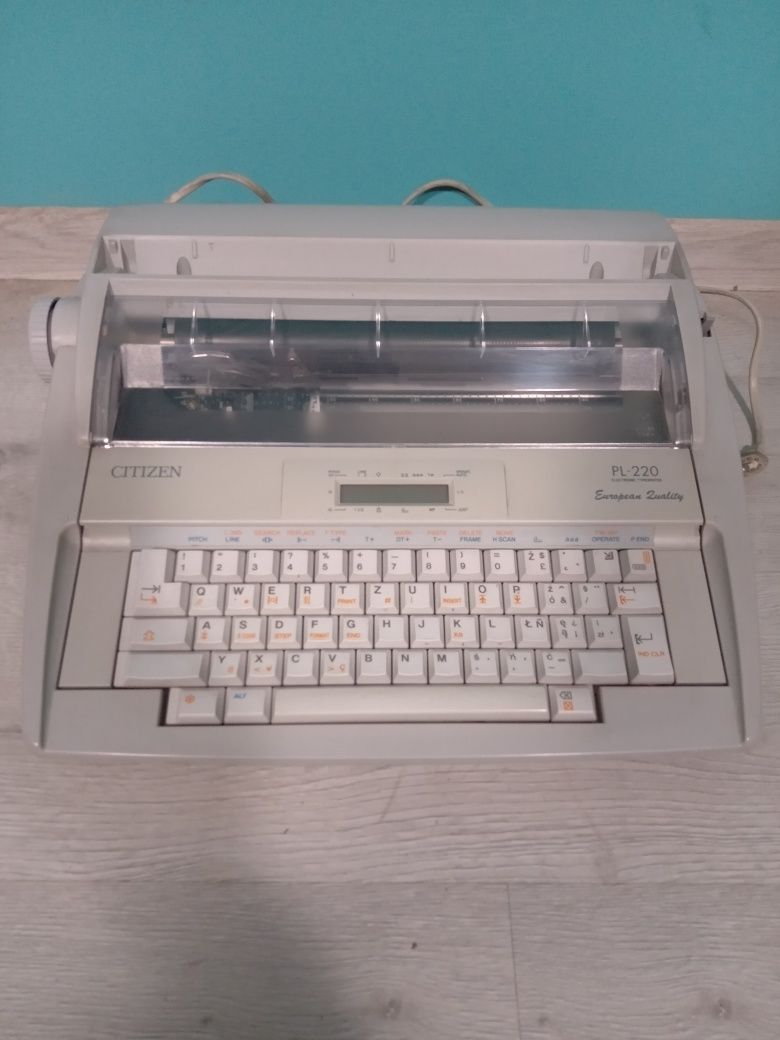 Elektroniczna maszyna do pisania CITIZEN