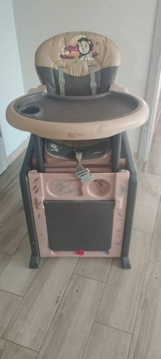 Kezesełko do karmienia oraz zabawy