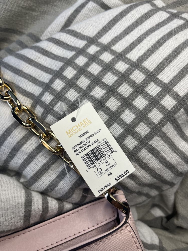 Pojemna różowa torebka na ramię michael kors