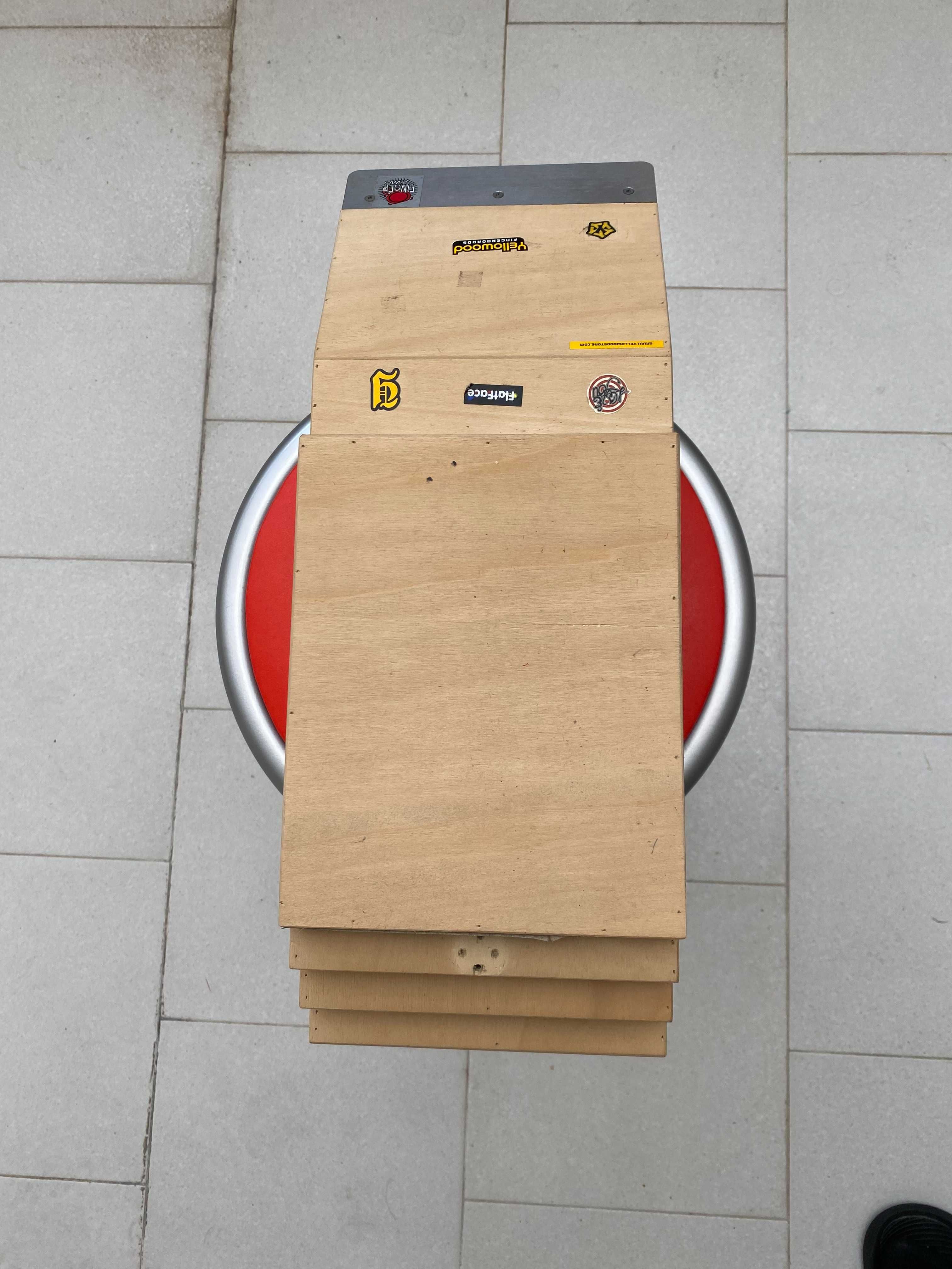 Rampas em madeira da Jart (para fingerboard ou tech Deck)