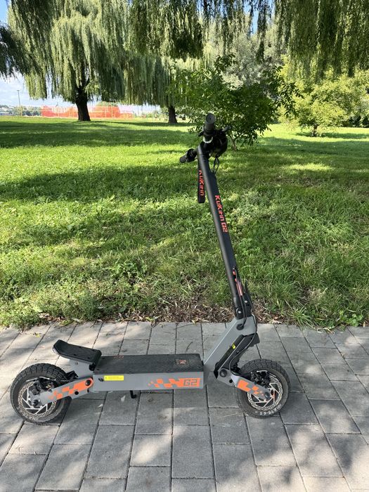 Електросамокат kukirin g2