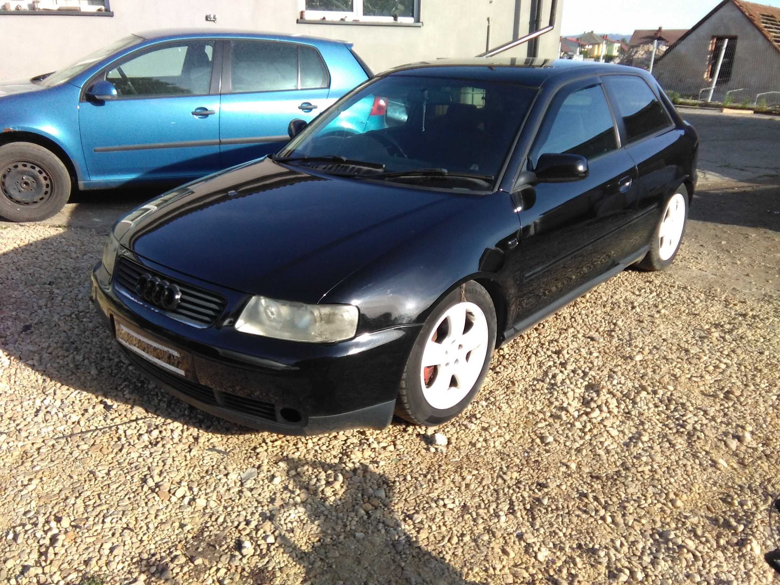 zawias drzwi lewy przód przedni komplet igła z anglika audi a3 8l
