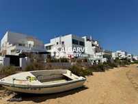 Apartamento T2 na Praia de Faro com uma fabulosa vista sobre a Ria For