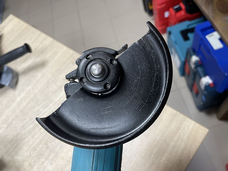 Makita DGA506 / безщіткова болгарка Макіта 18V 125 mm