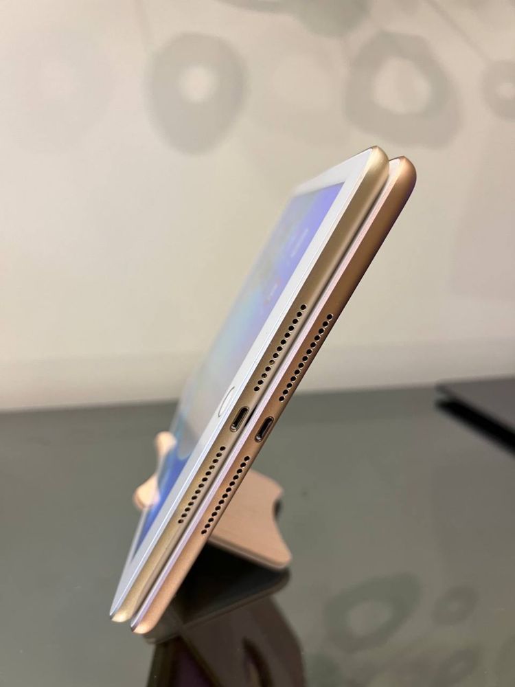iPad 6 gen 2018 32/128gb 9.7 WIFIi Silver/Gold з гарантією