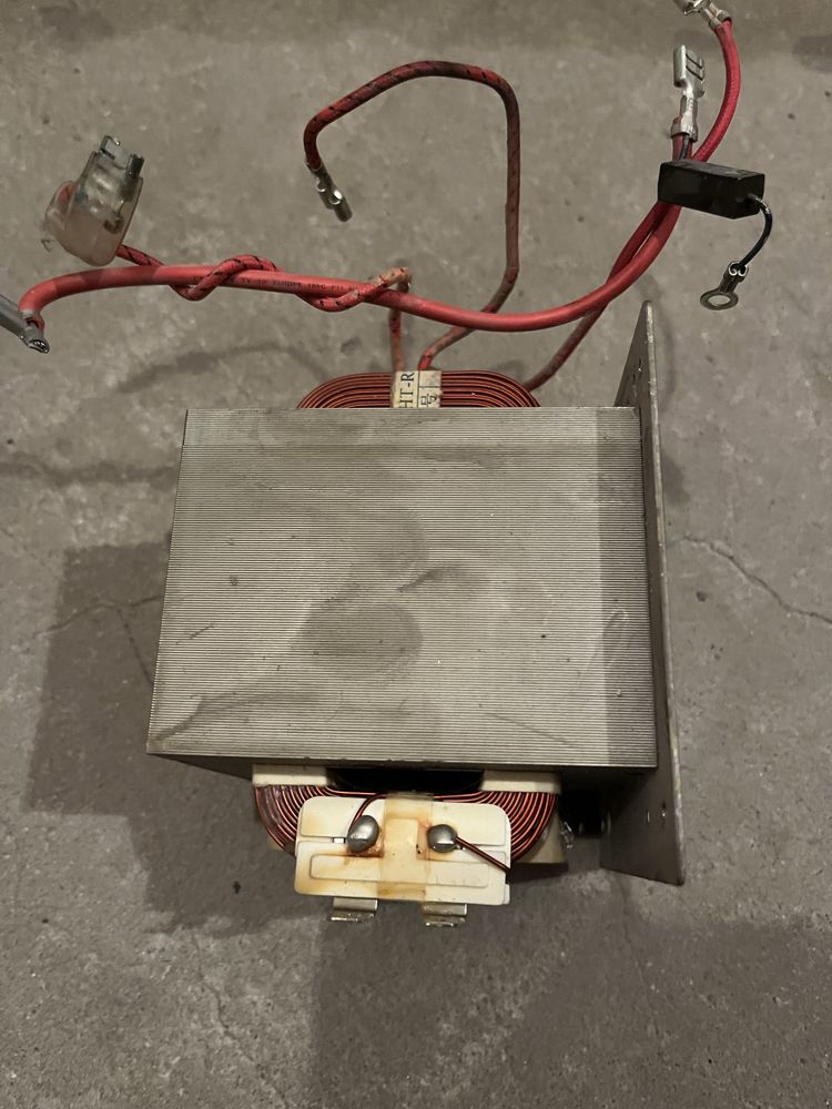 Transformator mikrofalowki KHT - R801EHR