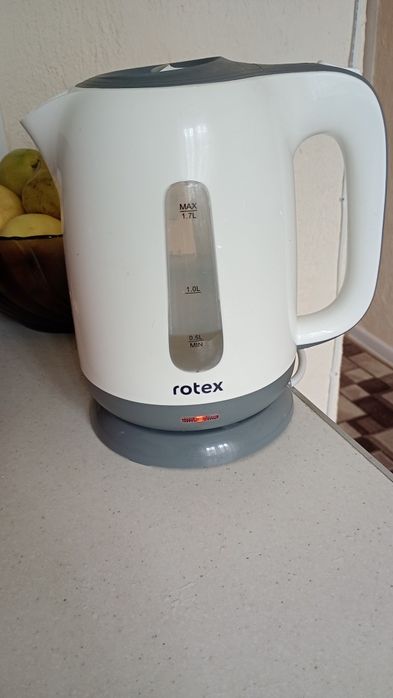 Продам електрочайник rotex новий