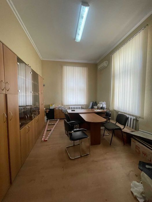 Оренда офісне приміщення ближній центр вул Мельника