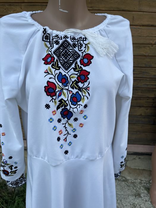 Вишите плаття дуже гарне