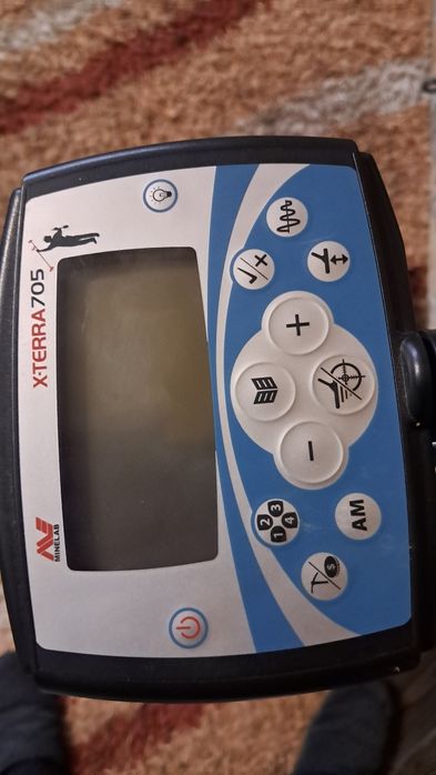 Металошукач (металлоискатель)  Minelab x-terra 705