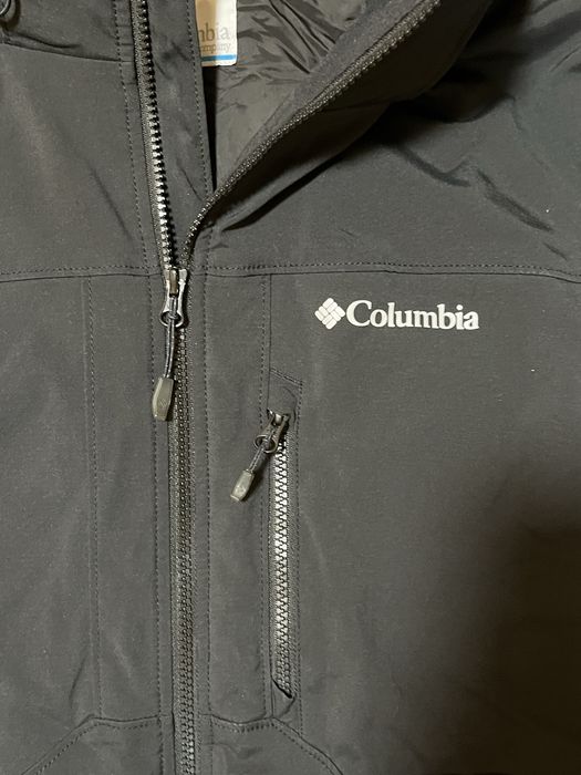 Зимняя курточка Columbia размер M
