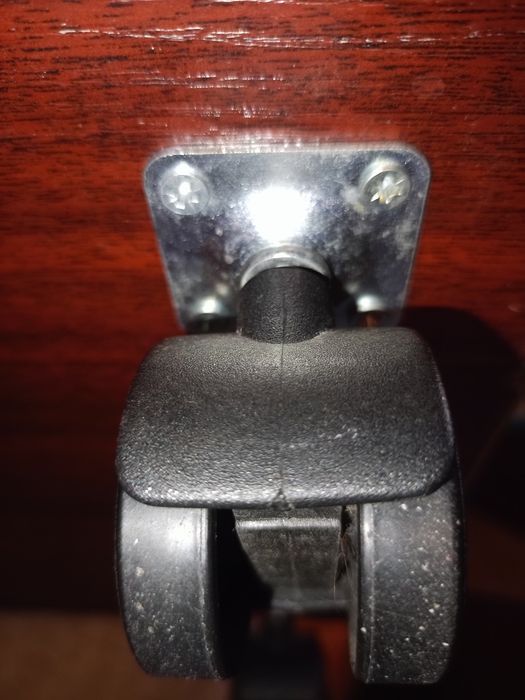 Подставка на колёсах под системный блок