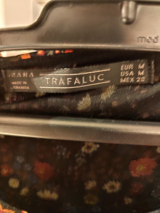 Macacão florido da zara