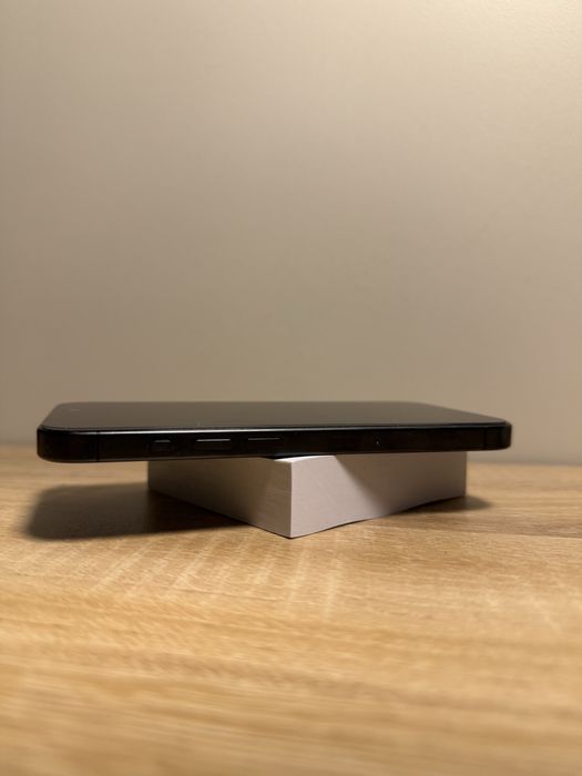 iPhone 15 Pro 512GB - Impecável