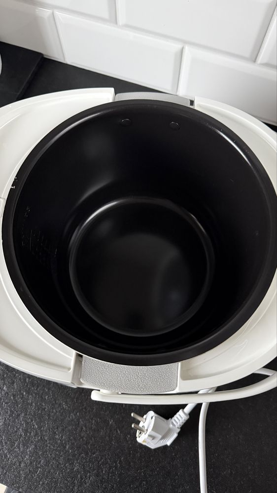 Multicooker PHILIPS HD4731/70